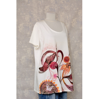 Tricou alb cu pictură florală, unicat