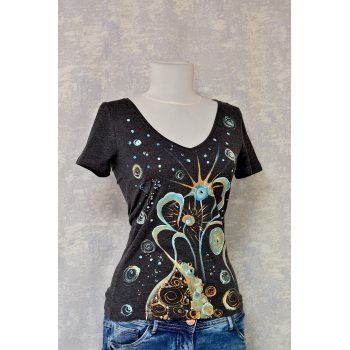 Tricou gri cu pictură florală, unicat